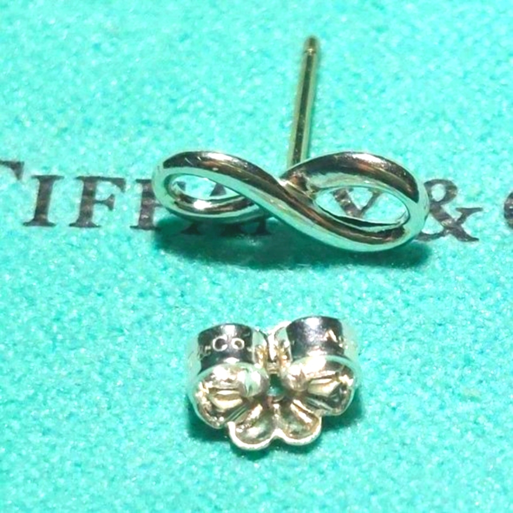 new TIFFANY &Co. Infinity Earrings Single Earring